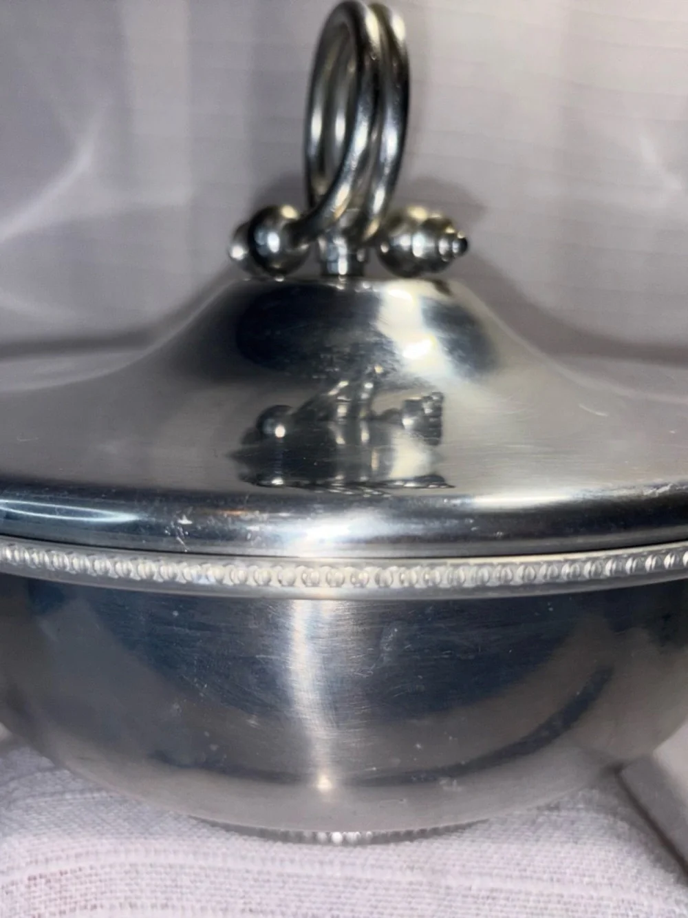 Buenilum Covered Serving Bowl Silver Beaded Ring Handle Vintage OS EUC